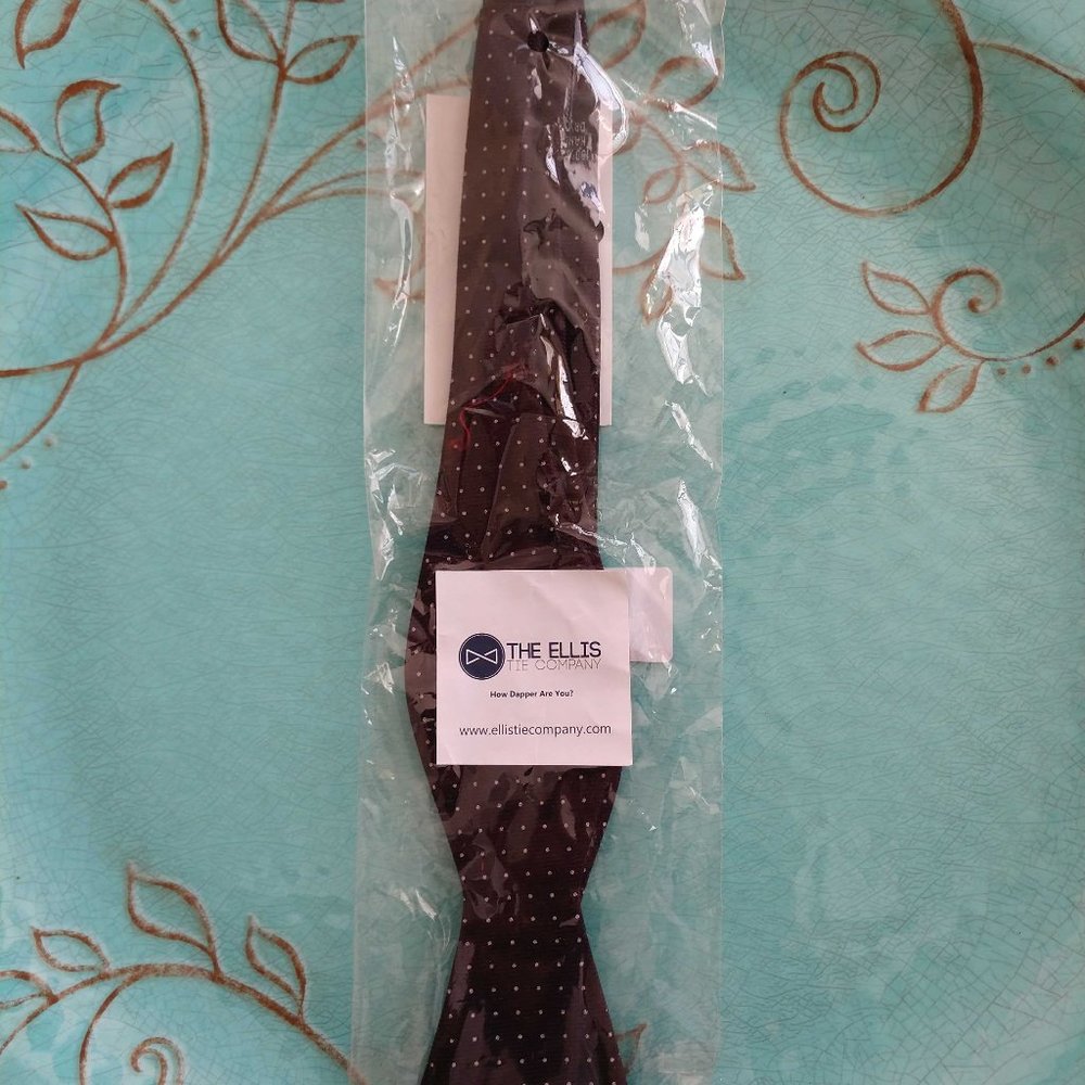 Tux-Ready Polka Dot Formal Bow Tie NWOT